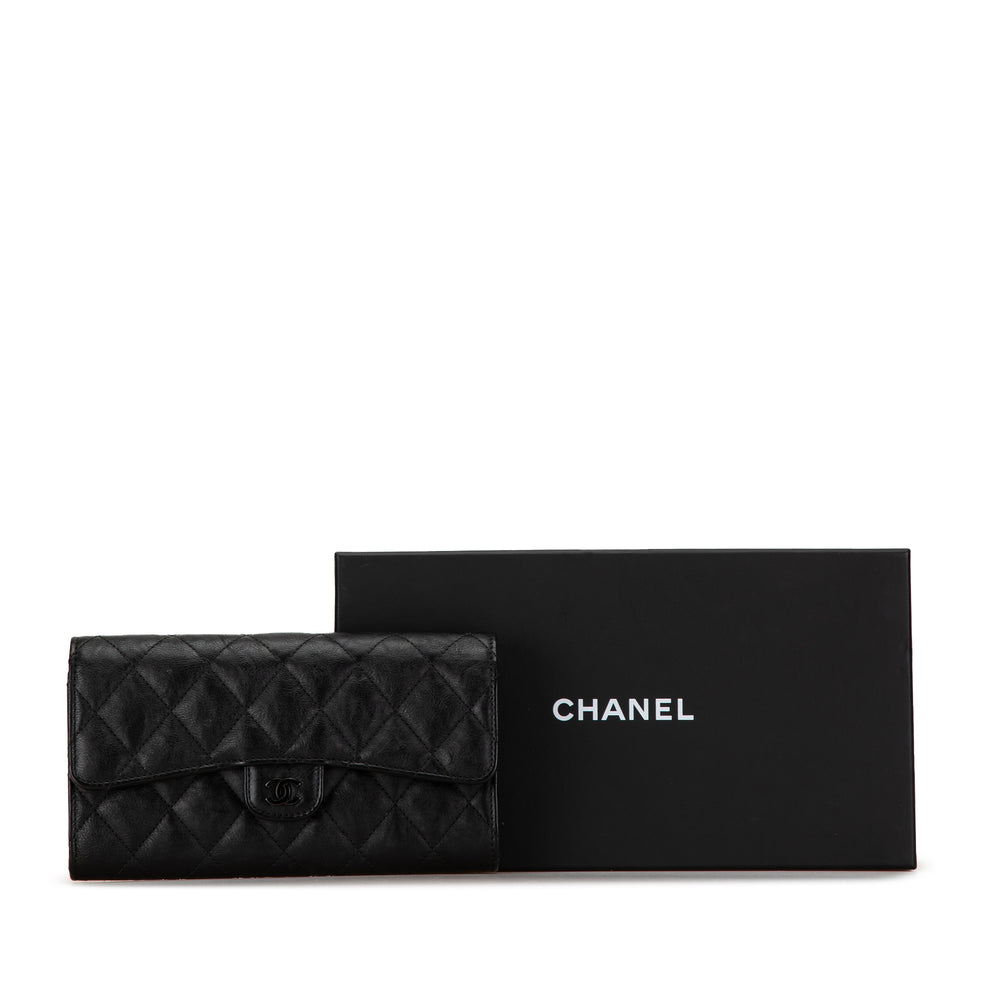 Chanel CC Quilted Lambskin Flap Continental Wallet Black