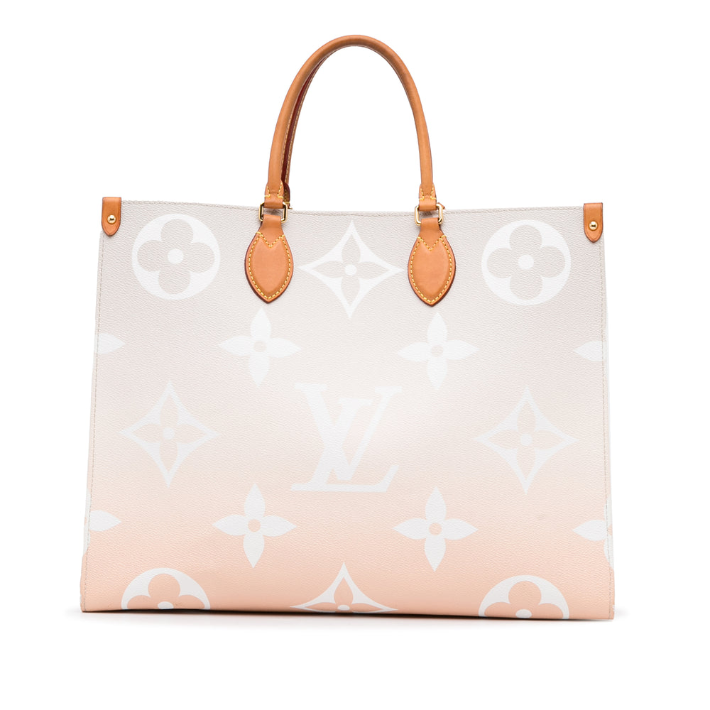 Louis Vuitton Monogram Giant By The Pool Onthego GM Pink