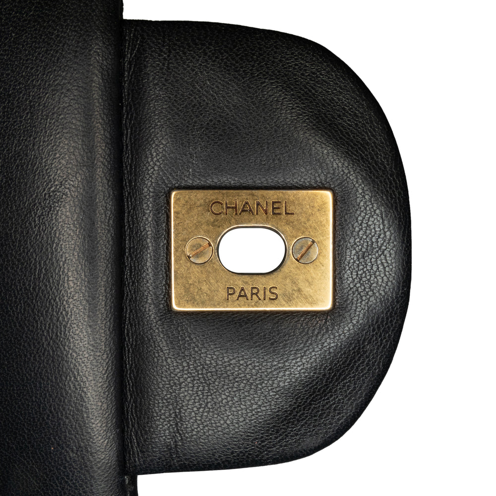 Chanel Jumbo Classic Chevron Lambskin Double Flap Black