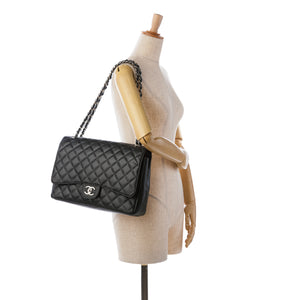 Chanel Maxi Classic Caviar Double Flap Black