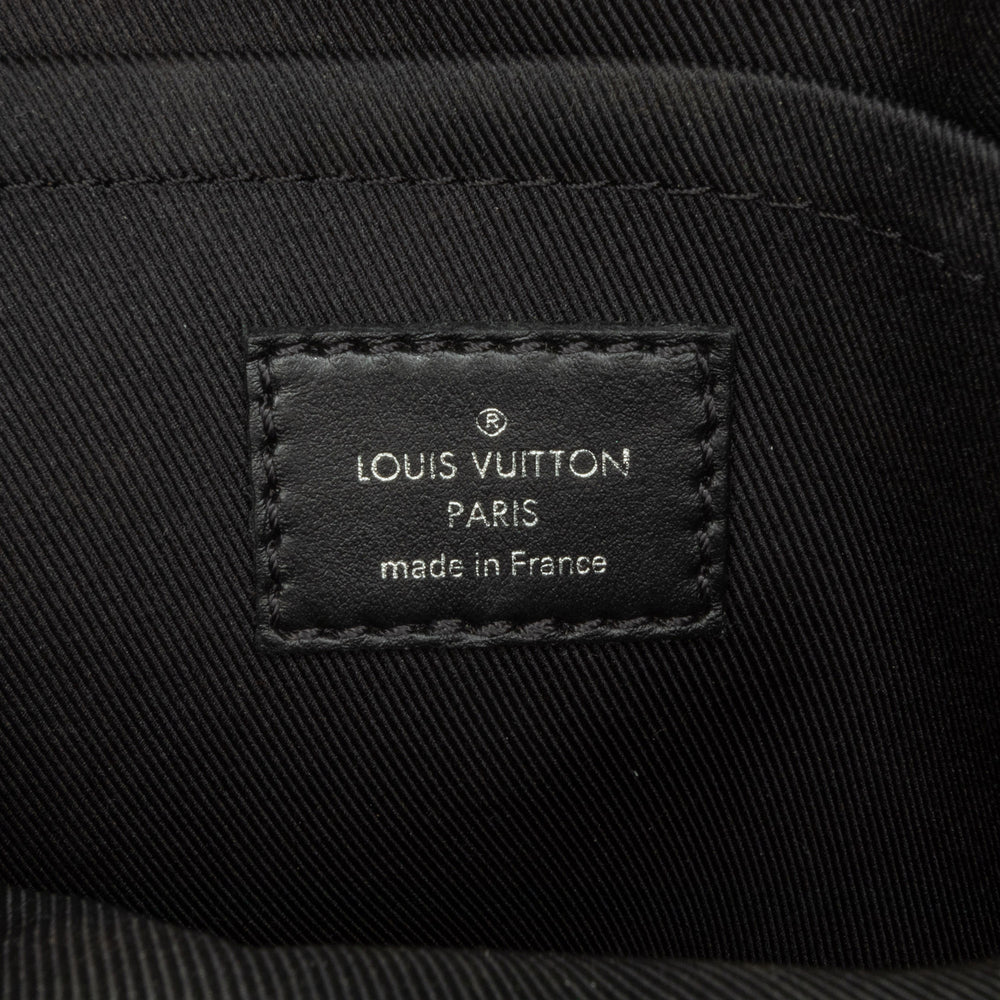 Louis Vuitton Damier Graphite 3D Amazone Sling Bag Black