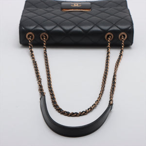 Chanel Matelasse Leather Single Flap Double Chain Bag BEAUTY ROCK Black Gold Metal Fittings 22202539