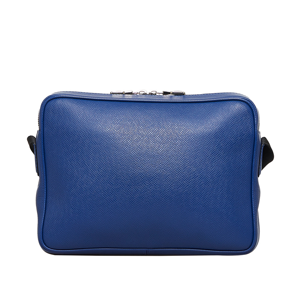 Louis Vuitton Taiga Outdoor Messenger PM Blue